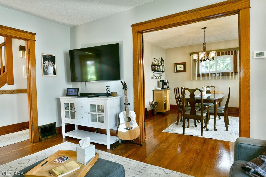 2076 Vernon Avenue NW Warren OH 44483
