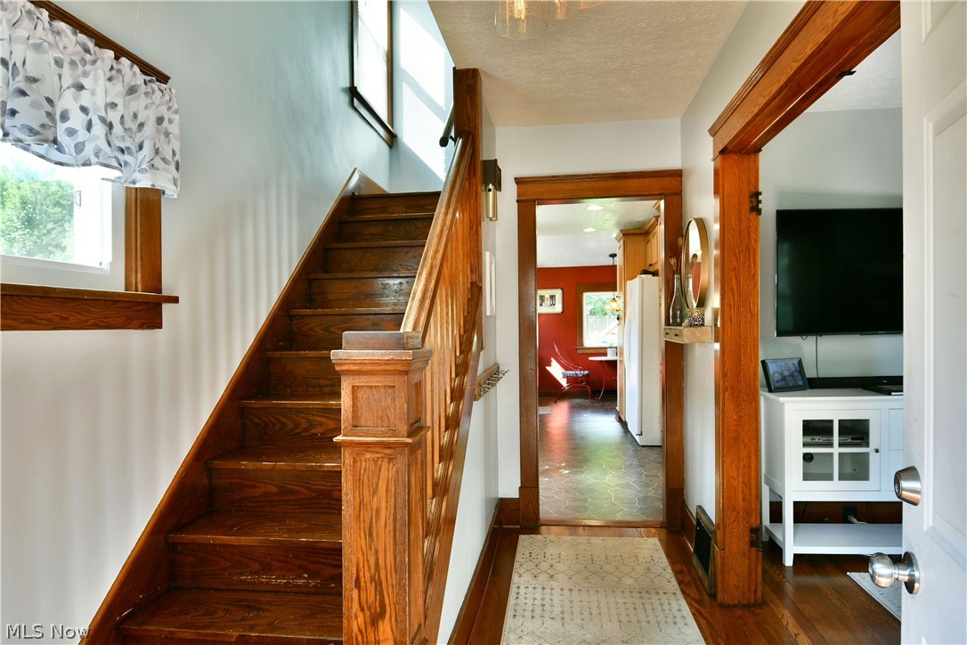 2076 Vernon Avenue NW Warren OH 44483
