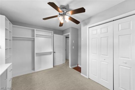 4348 Lansing Drive North Olmsted OH 44070