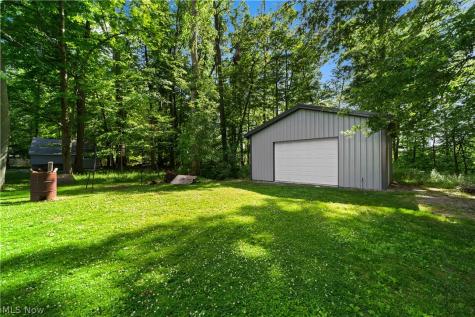 4348 Lansing Drive North Olmsted OH 44070