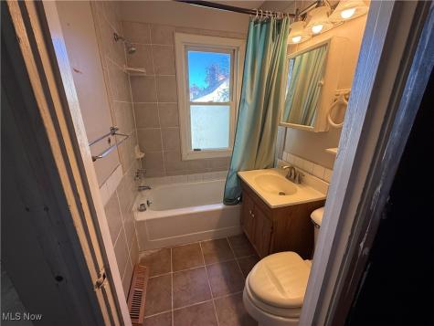 25400 Maple Ridge Road Westlake OH 44145