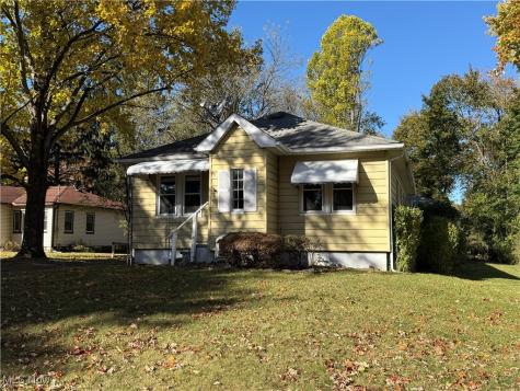 25400 Maple Ridge Road Westlake OH 44145