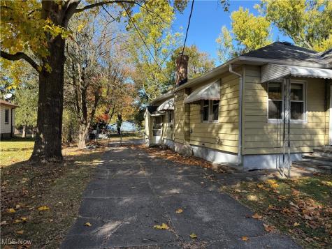 25400 Maple Ridge Road Westlake OH 44145