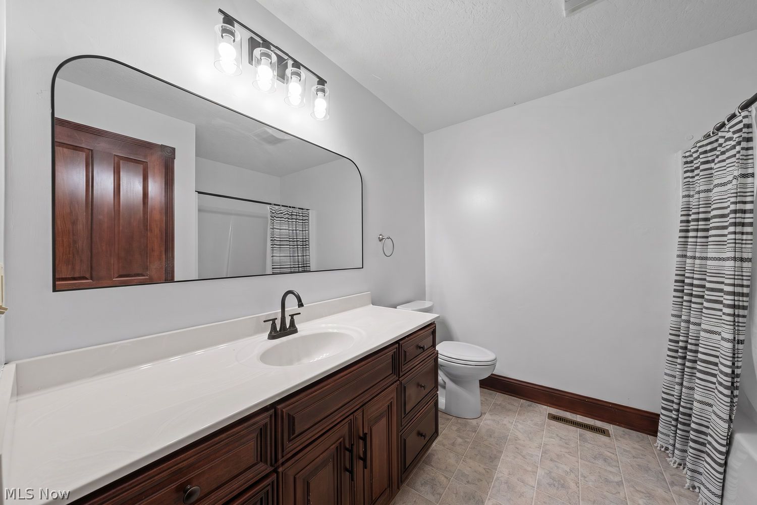 5624 Mapleton Street SE East Canton OH 44730