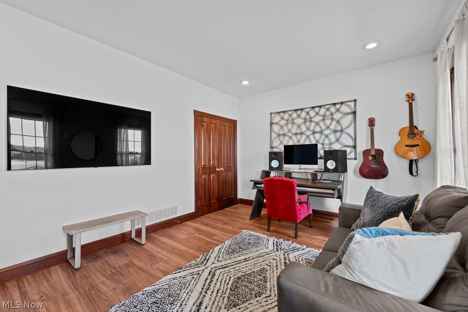 5624 Mapleton Street SE East Canton OH 44730