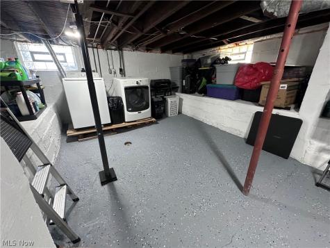 209 Gulf Road Elyria OH 44035