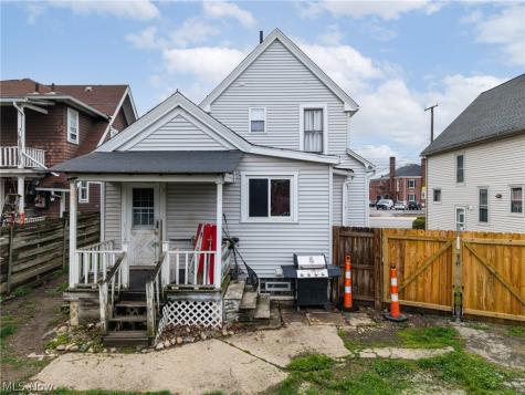 209 Gulf Road Elyria OH 44035