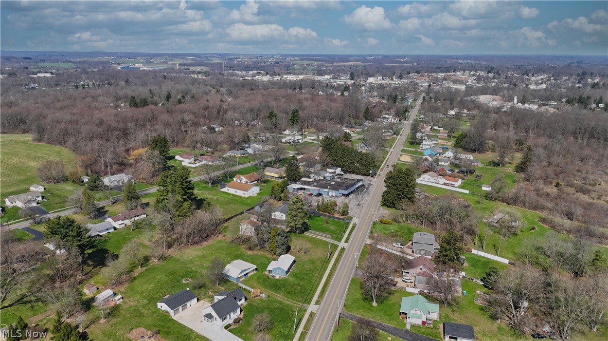 819 Fairfield Avenue Columbiana OH 44408