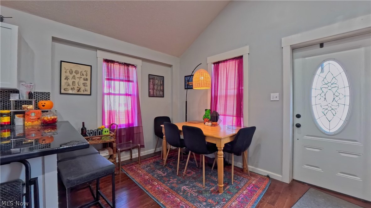 819 Fairfield Avenue Columbiana OH 44408