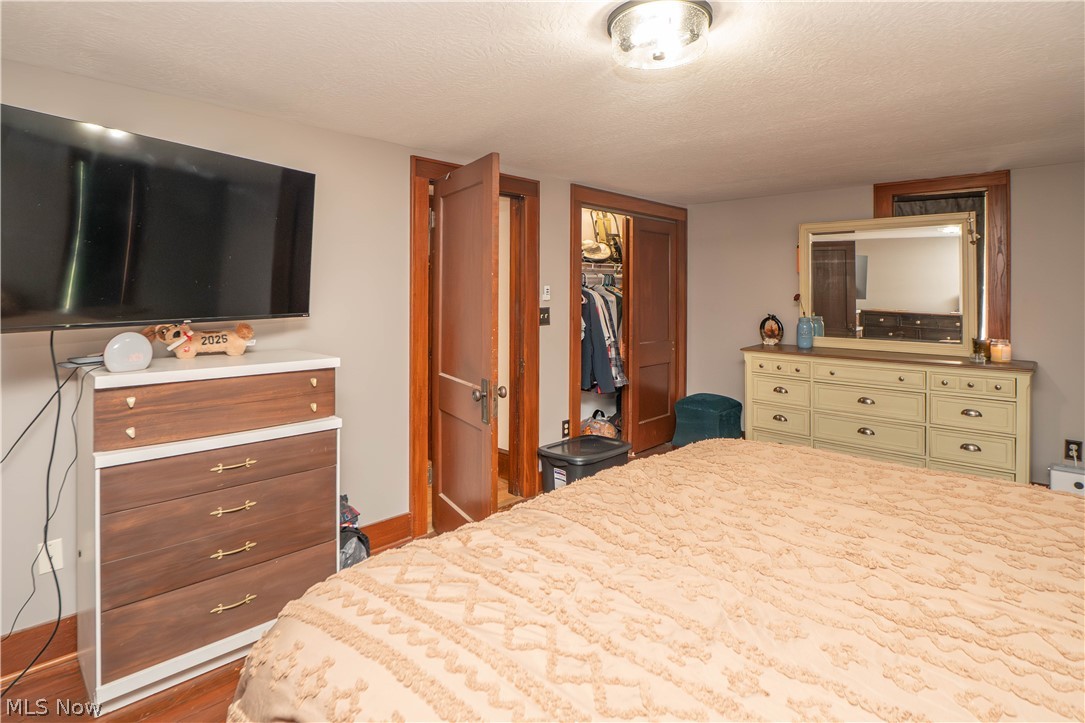 2116 Newton Street Akron OH 44305