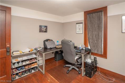 2116 Newton Street Akron OH 44305