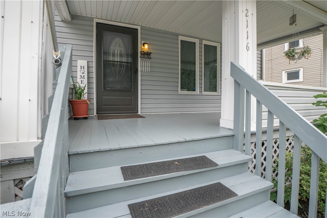 2116 Newton Street Akron OH 44305