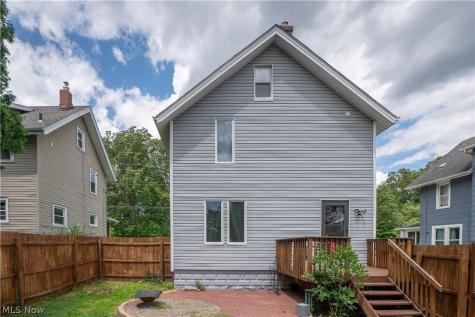 2116 Newton Street Akron OH 44305