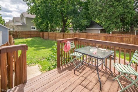 2116 Newton Street Akron OH 44305