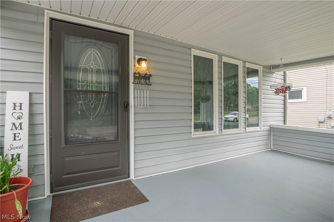2116 Newton Street Akron OH 44305