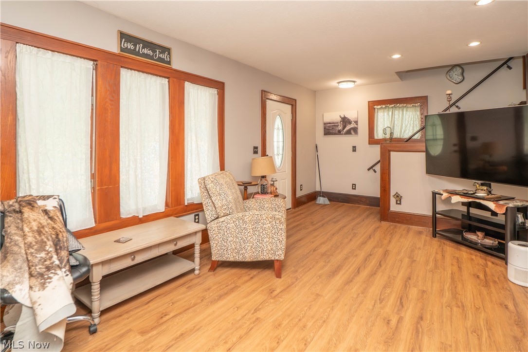 2116 Newton Street Akron OH 44305