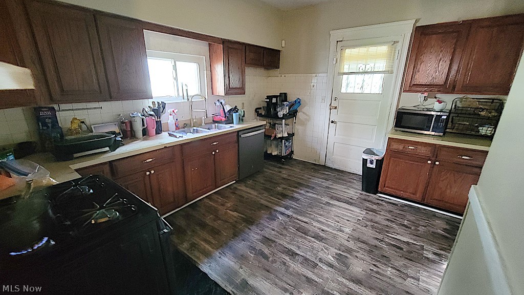 1848 Stanwood Road East Cleveland OH 44112