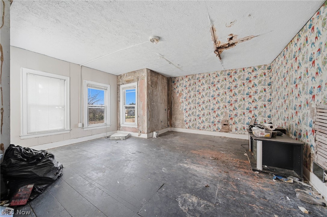 4677 Rock Spring Road Ravenna OH 44266