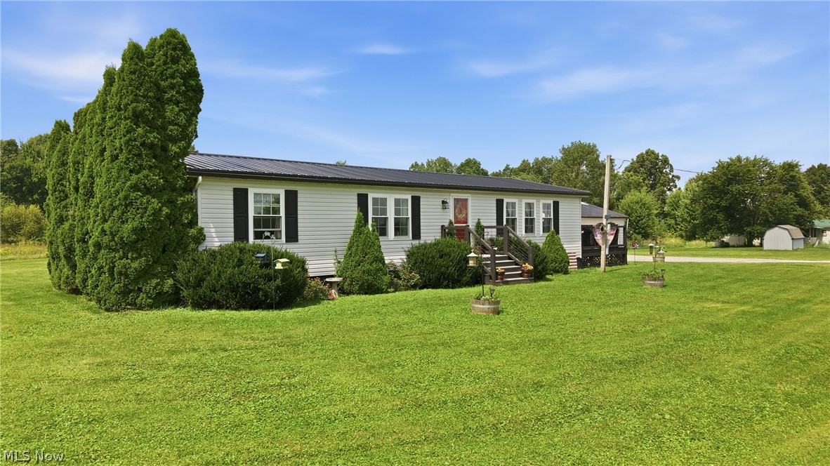 11175 Smith Goshen Road Beloit OH 44609
