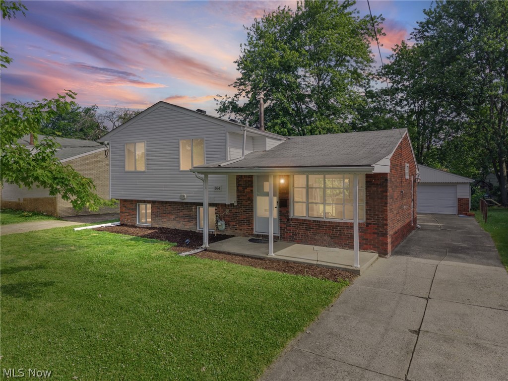 864 Wilder Avenue Elyria OH 44035