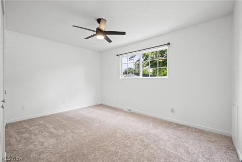 864 Wilder Avenue Elyria OH 44035