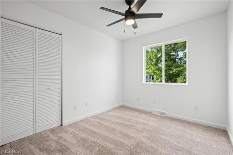 864 Wilder Avenue Elyria OH 44035