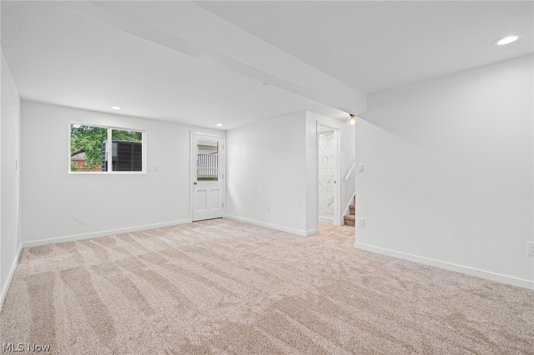 864 Wilder Avenue Elyria OH 44035