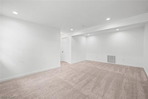 864 Wilder Avenue Elyria OH 44035