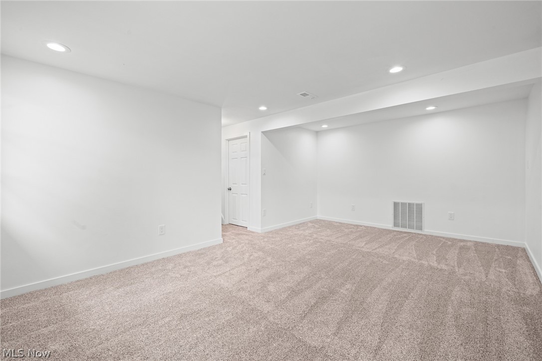 864 Wilder Avenue Elyria OH 44035