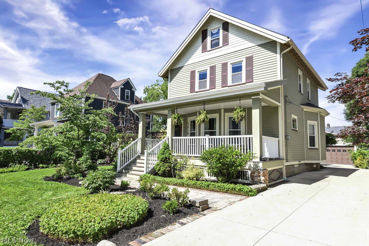 1616 Grace Avenue Lakewood OH 44107