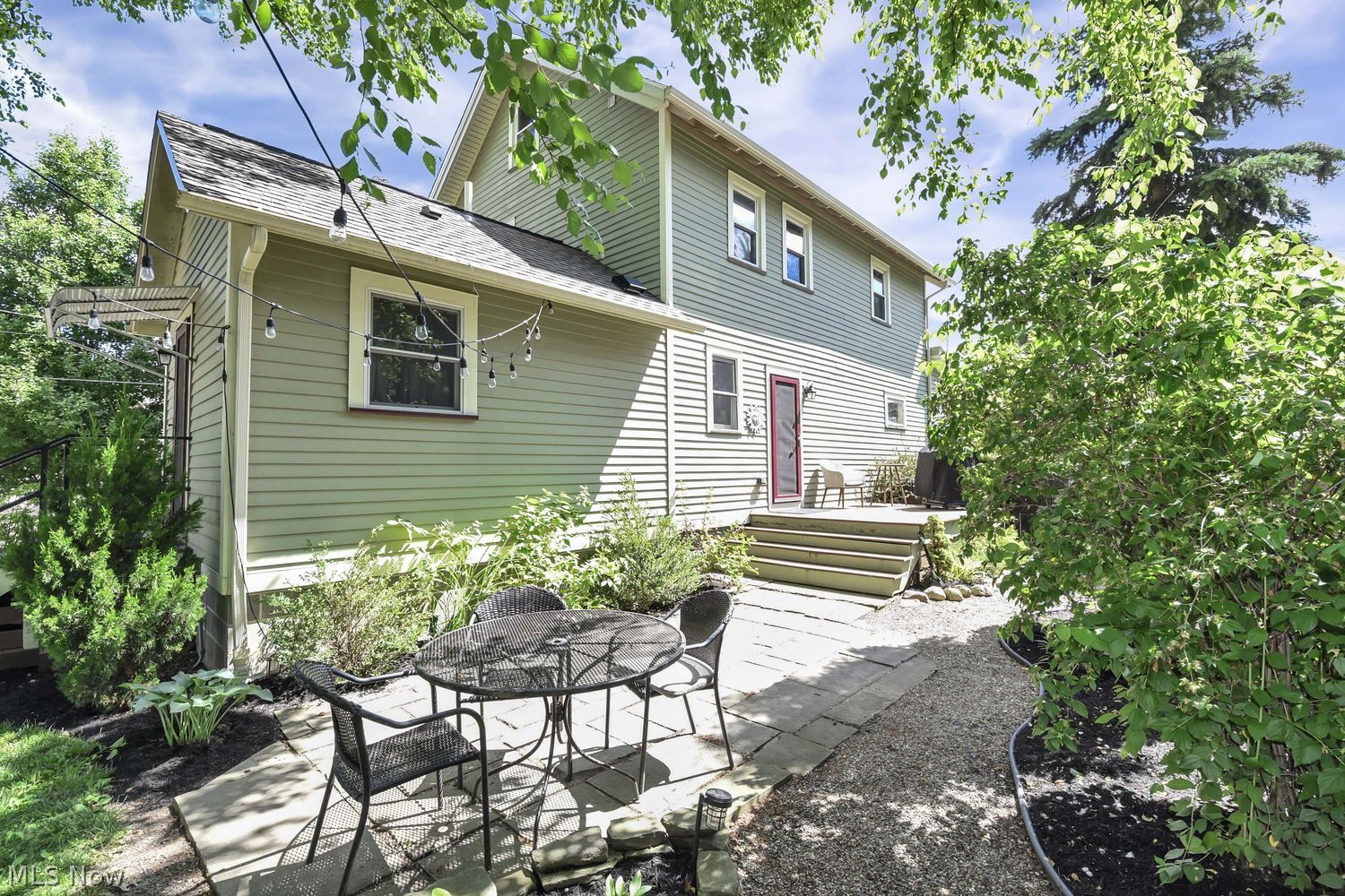 1616 Grace Avenue Lakewood OH 44107