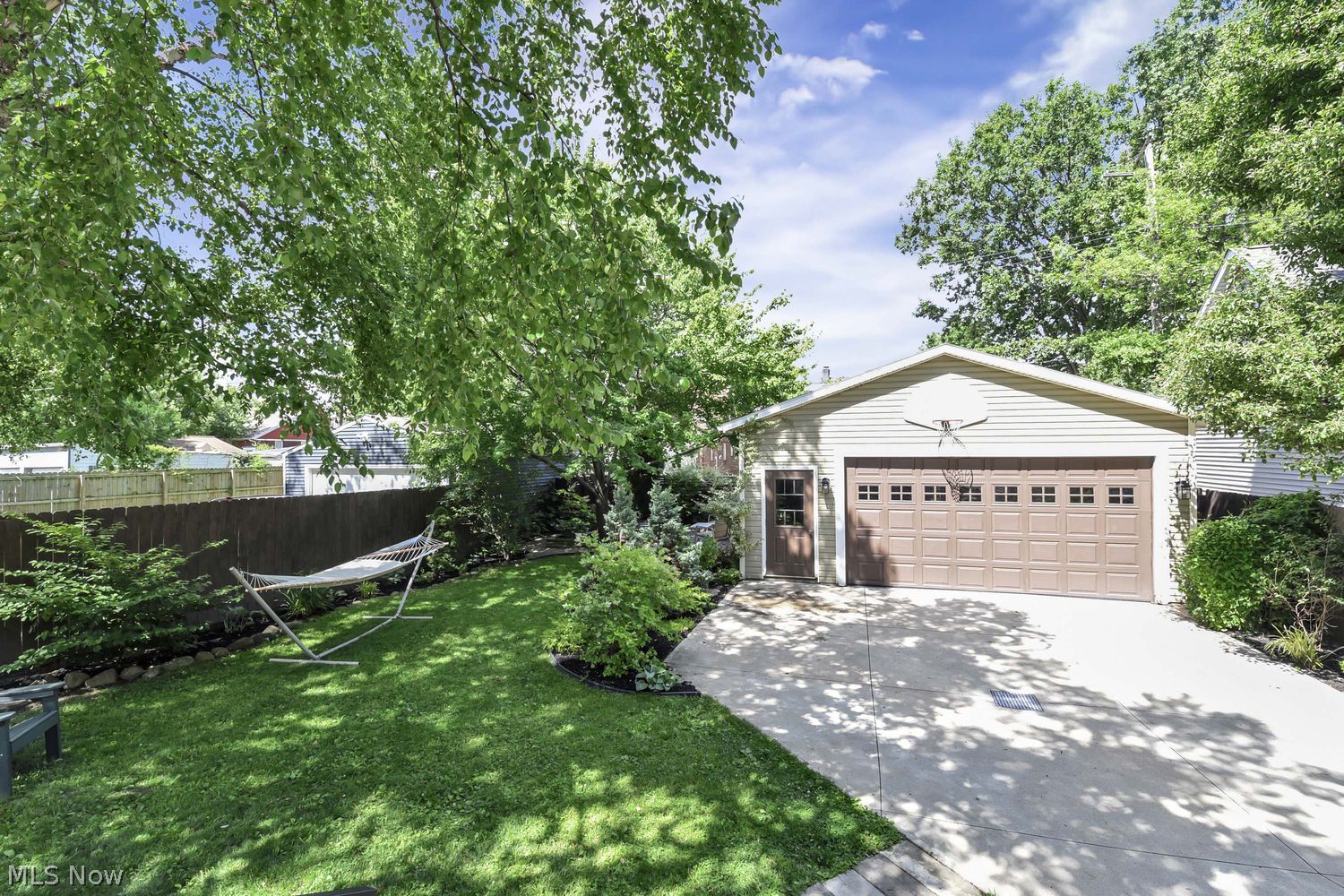 1616 Grace Avenue Lakewood OH 44107