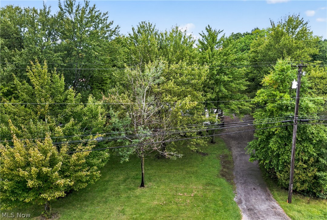 1570 State Route 88 Bristolville OH 44402