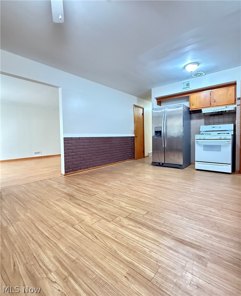 3802 Longwood Avenue Parma OH 44134