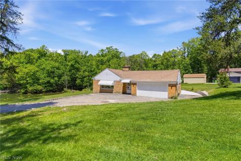 17305 Alexander Road Walton Hills OH 44146