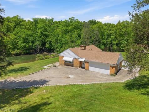 17305 Alexander Road Walton Hills OH 44146