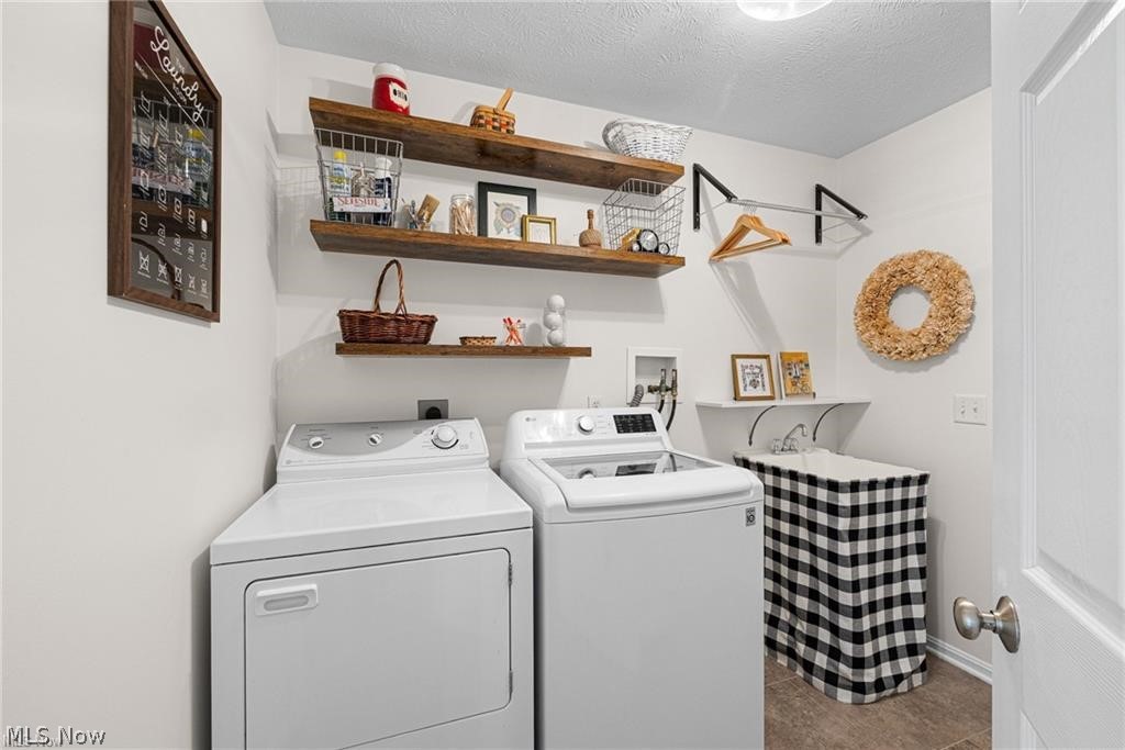 1671 Pine Drive Avon OH 44011