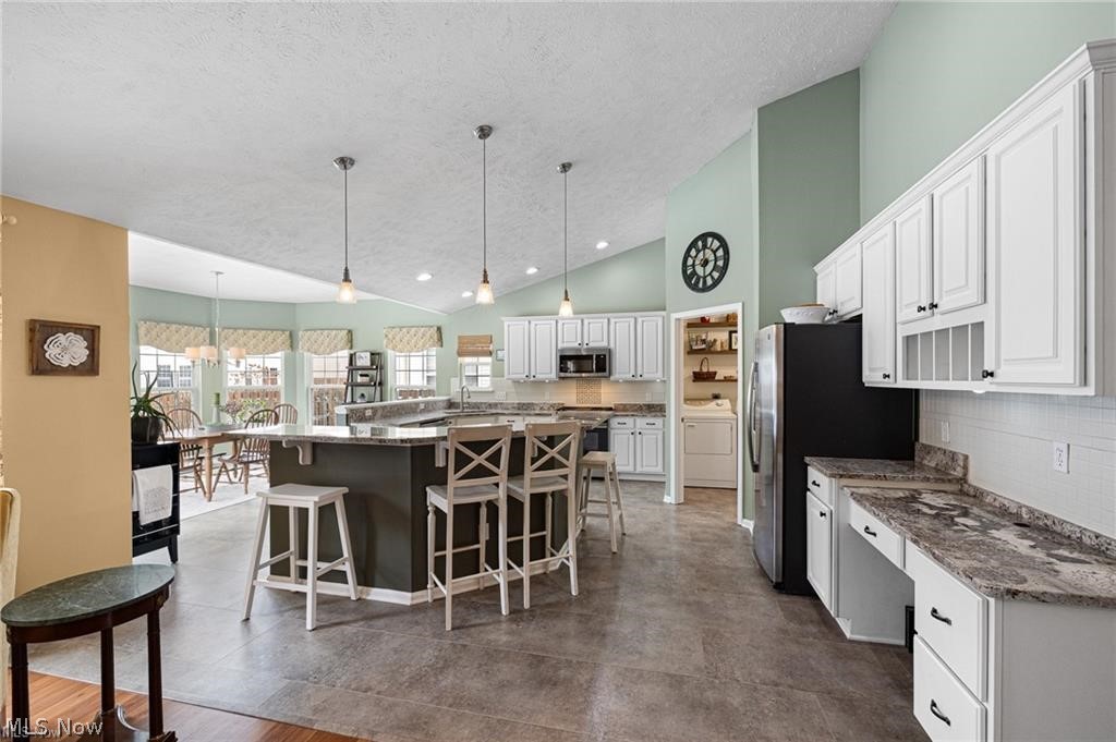 1671 Pine Drive Avon OH 44011