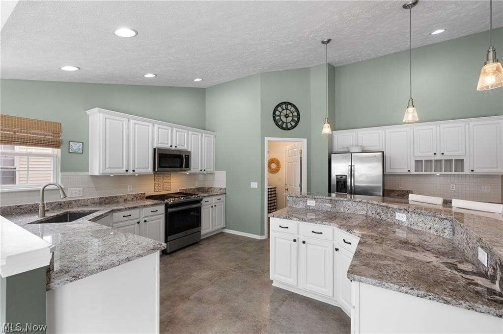 1671 Pine Drive Avon OH 44011