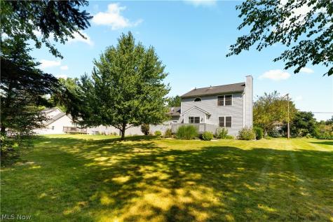 2124 Mount Pleasant Street NE Canton OH 44721