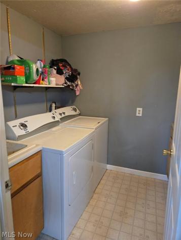 387 Stable Drive Lagrange OH 44050