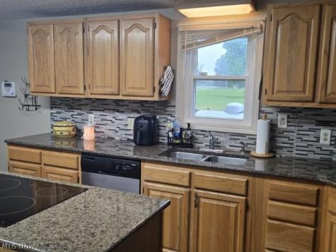 387 Stable Drive Lagrange OH 44050