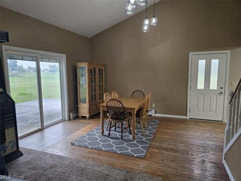 387 Stable Drive Lagrange OH 44050