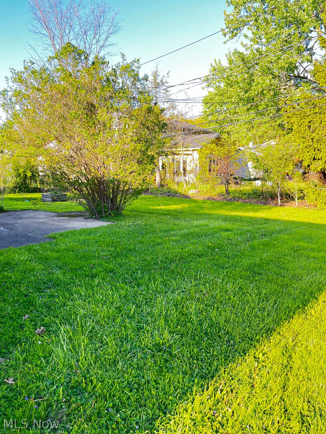 3957 Woodpark Lane North Olmsted OH 44070