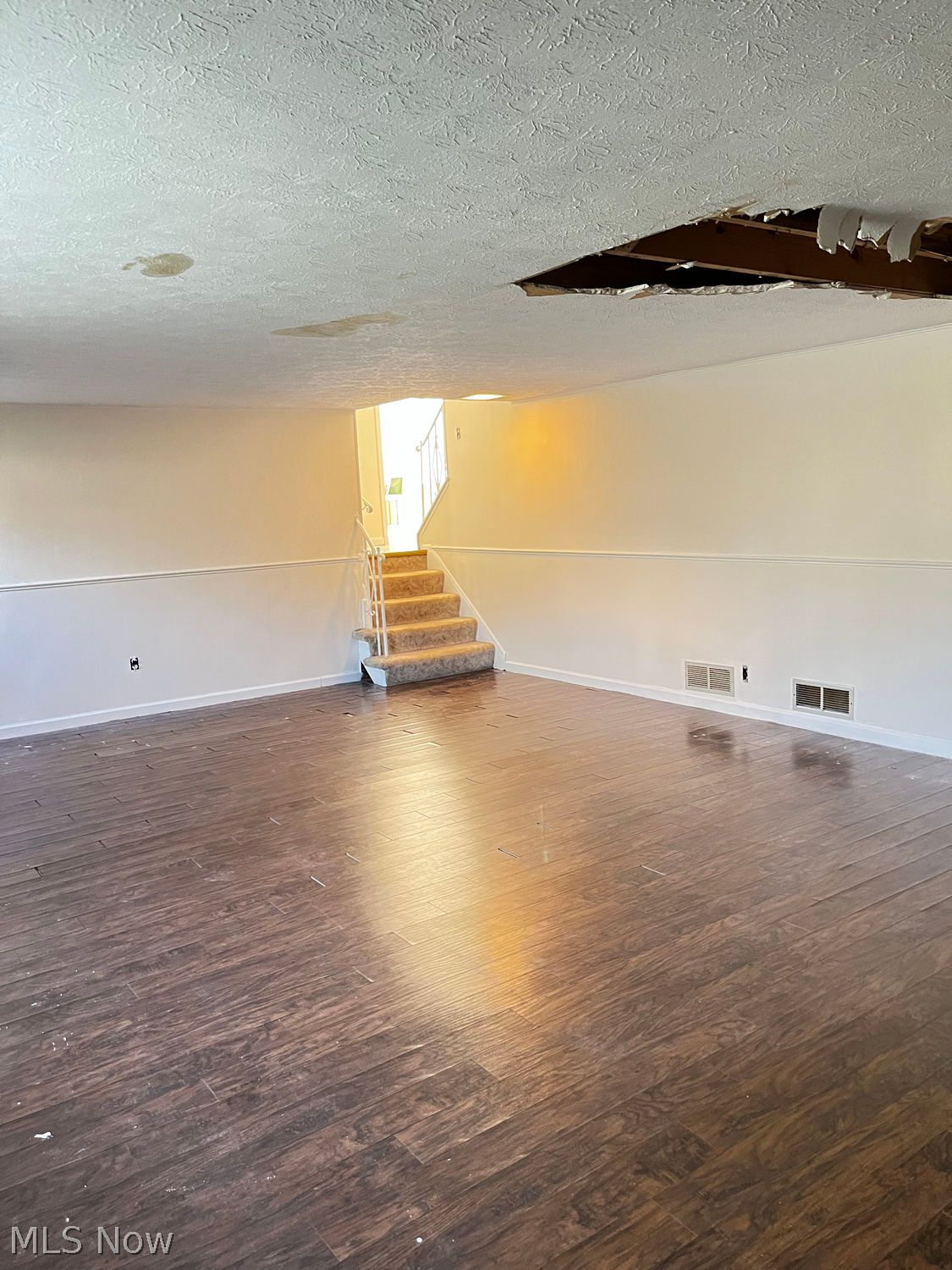3957 Woodpark Lane North Olmsted OH 44070