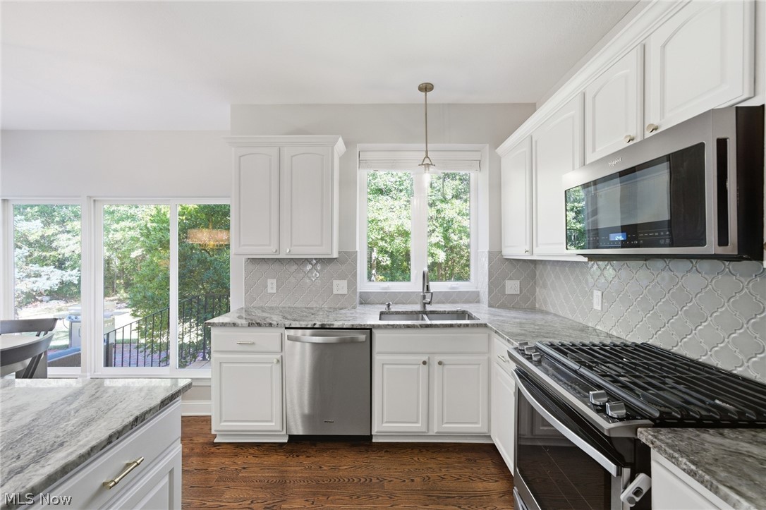 35098 Emory Drive Avon OH 44011