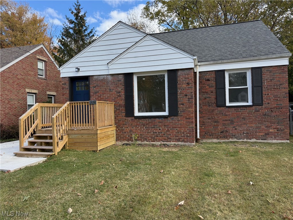 325 E 257 Street Euclid OH 44132