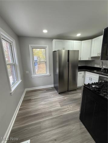 325 E 257 Street Euclid OH 44132