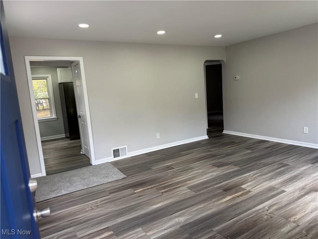 325 E 257 Street Euclid OH 44132