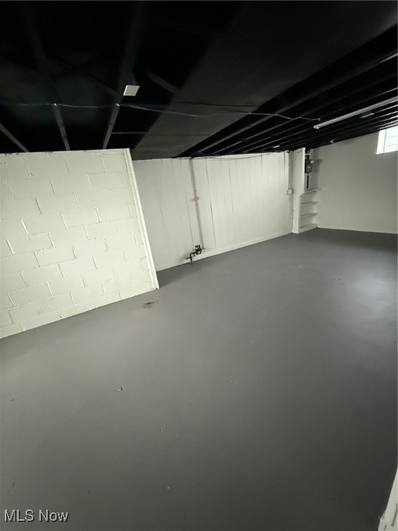 325 E 257 Street Euclid OH 44132